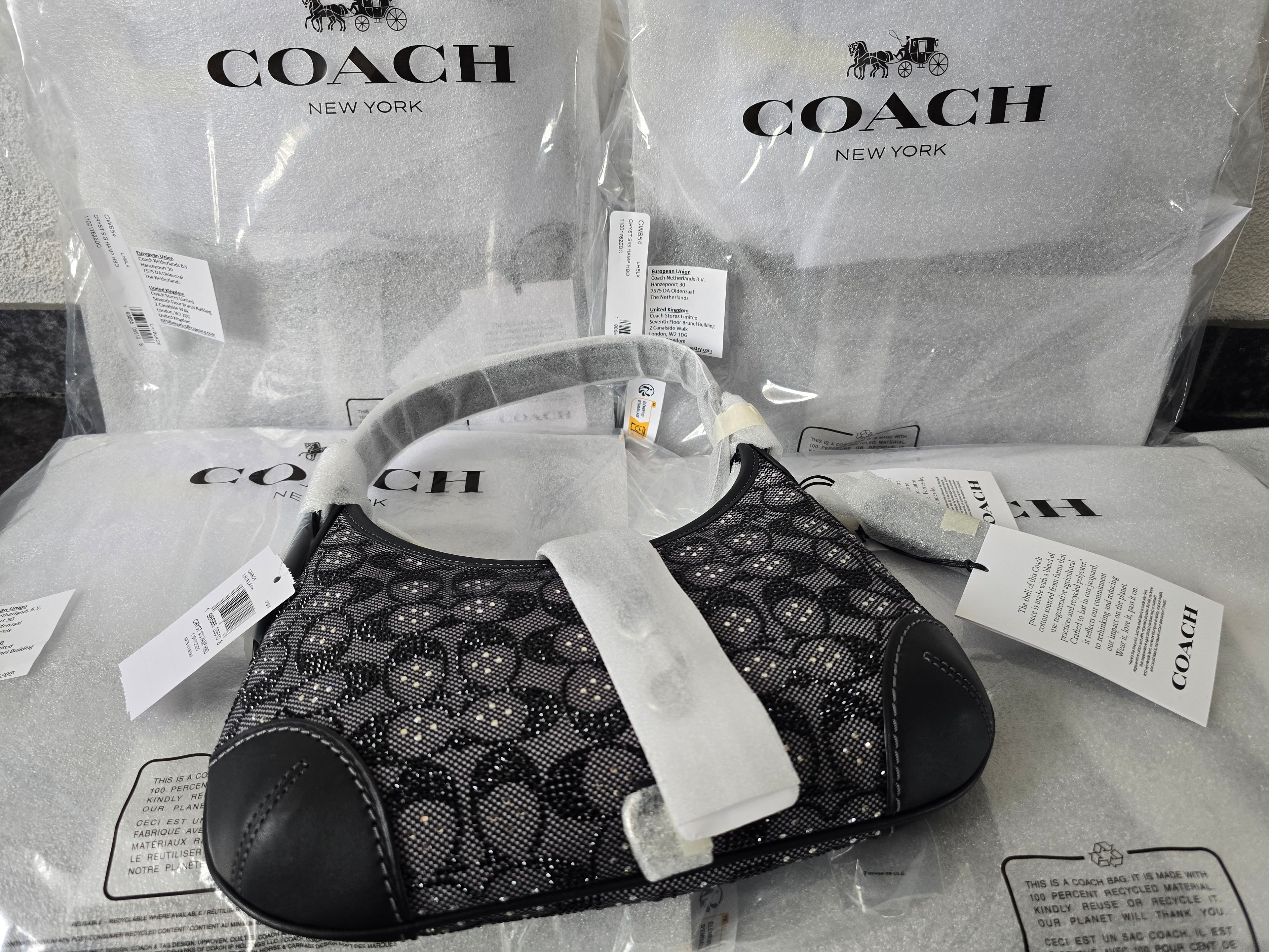 Coach Hamptons Hobo Bag Crystal Black